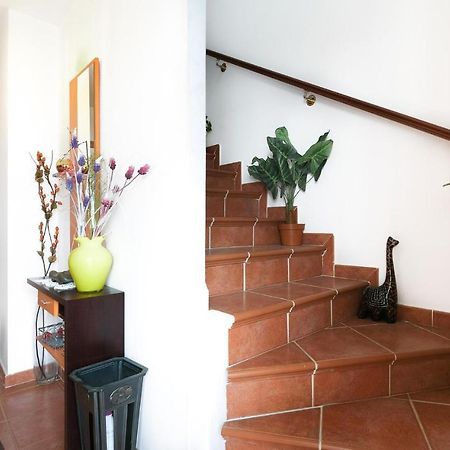 3 Bedroom Awesome Home In La Algaba Εξωτερικό φωτογραφία