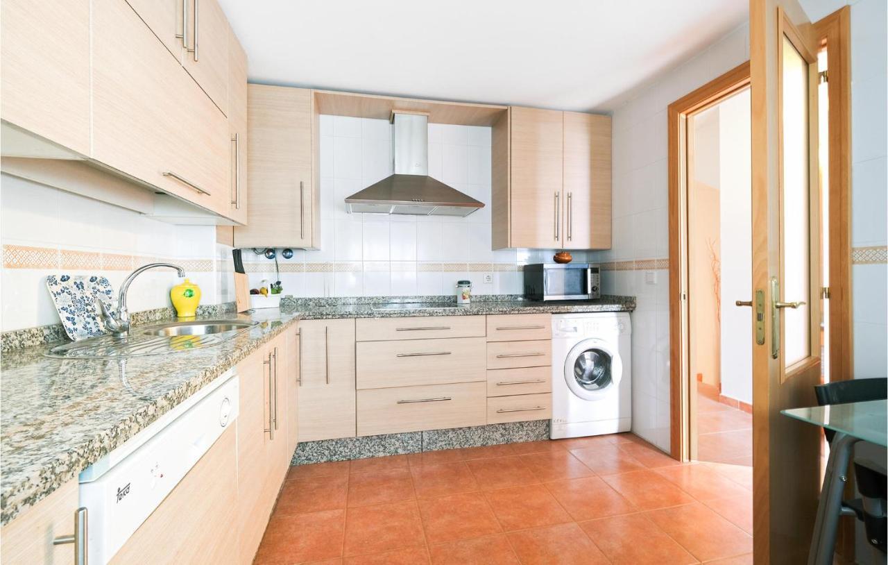 3 Bedroom Awesome Home In La Algaba Εξωτερικό φωτογραφία